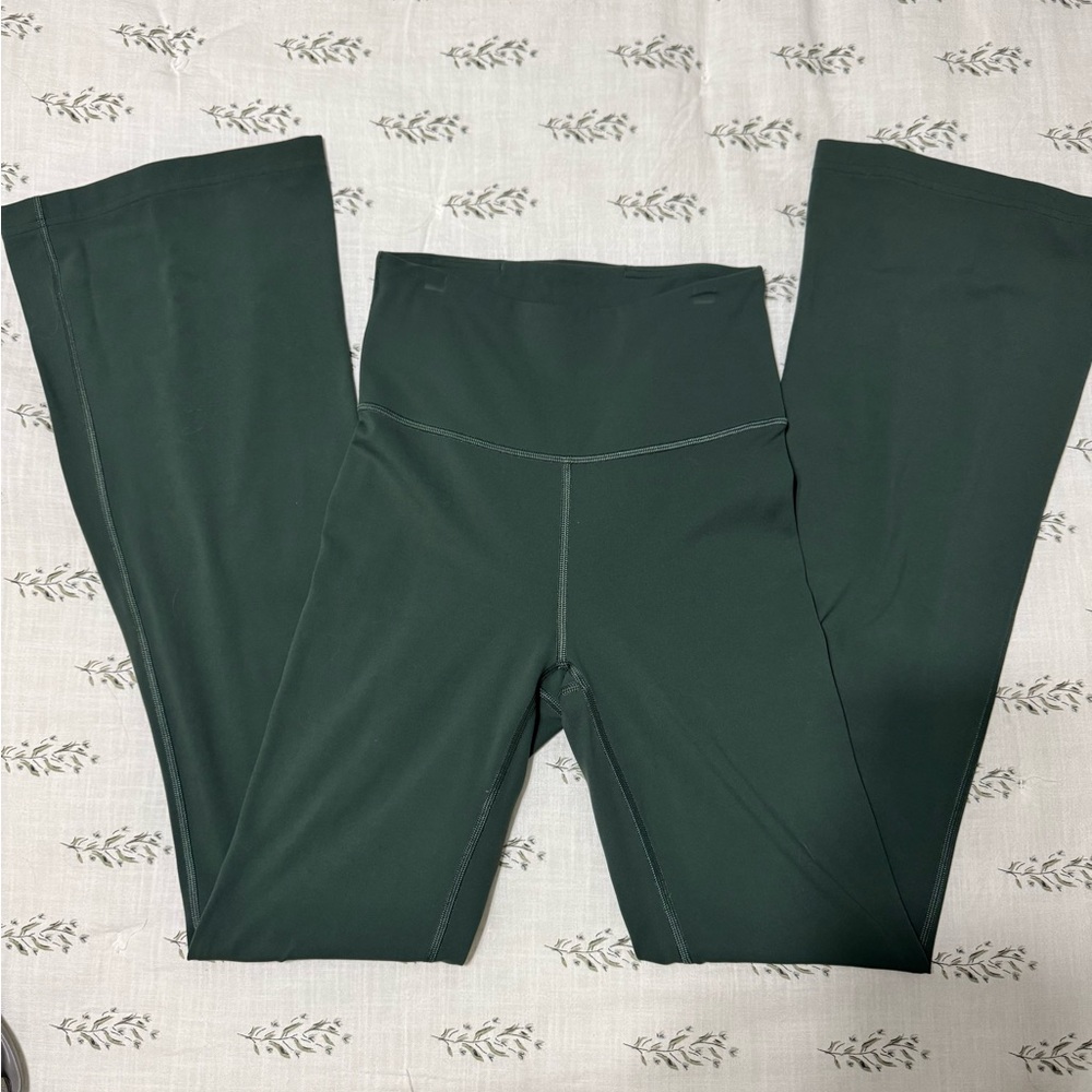 Lululemon groove pant